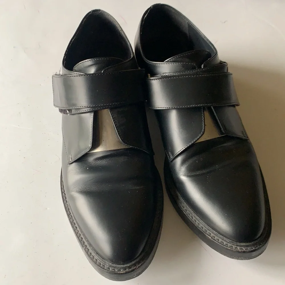 Vince leather shoes